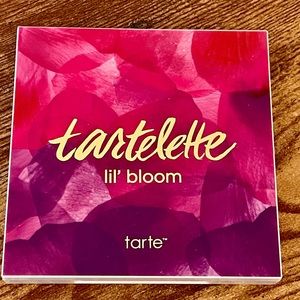 Tarte lil’ bloom eyeshadow palette - 9 shadows